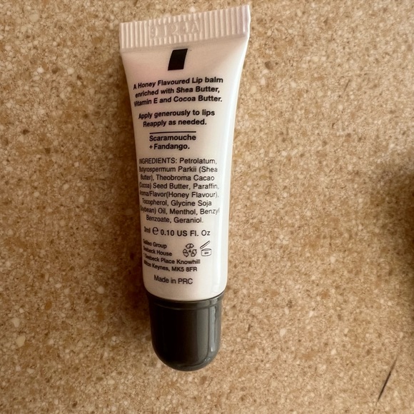 NWT 8 Lip balms - Picture 7 of 7